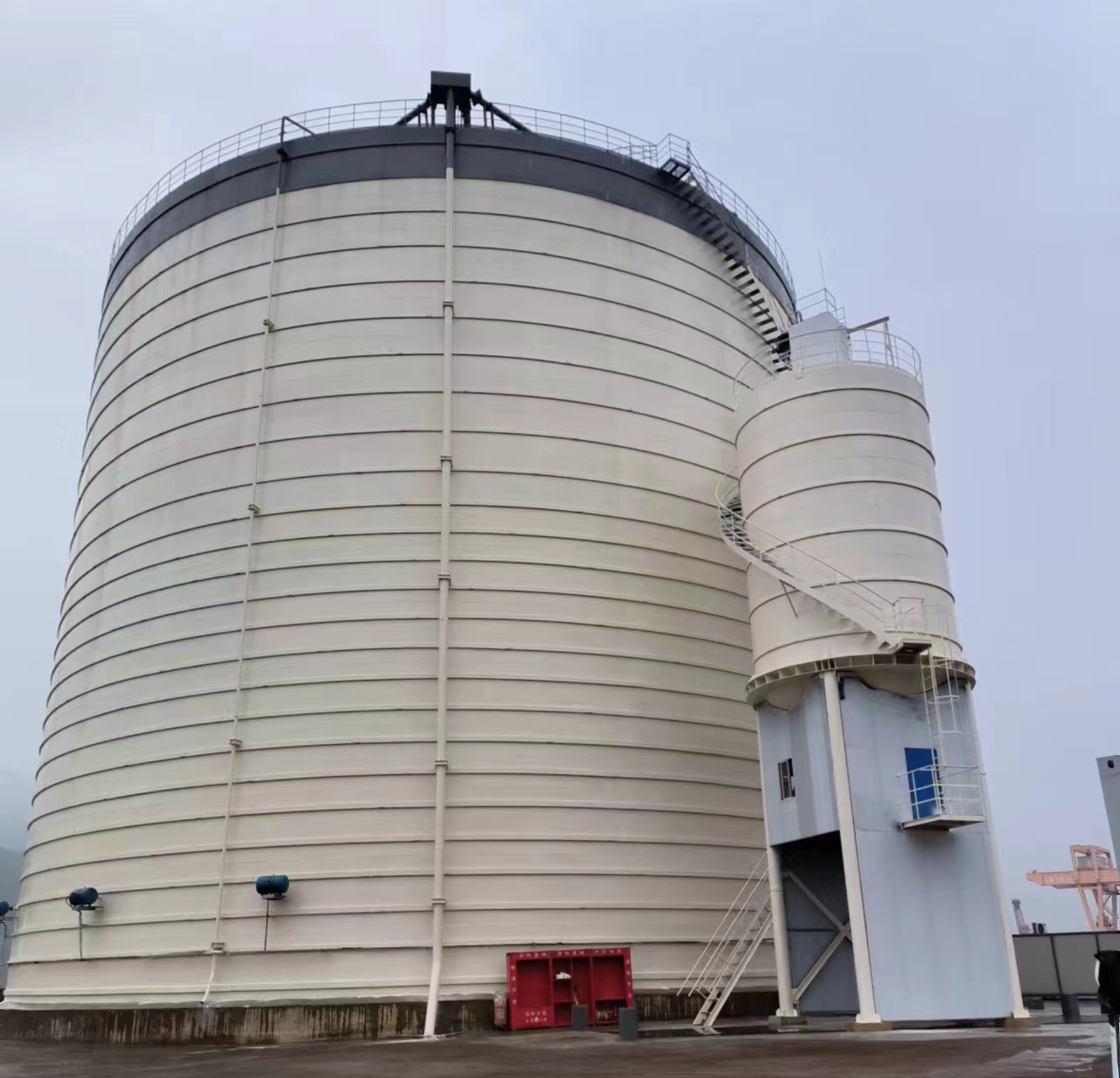 赵西垸林场10万吨水泥钢板库