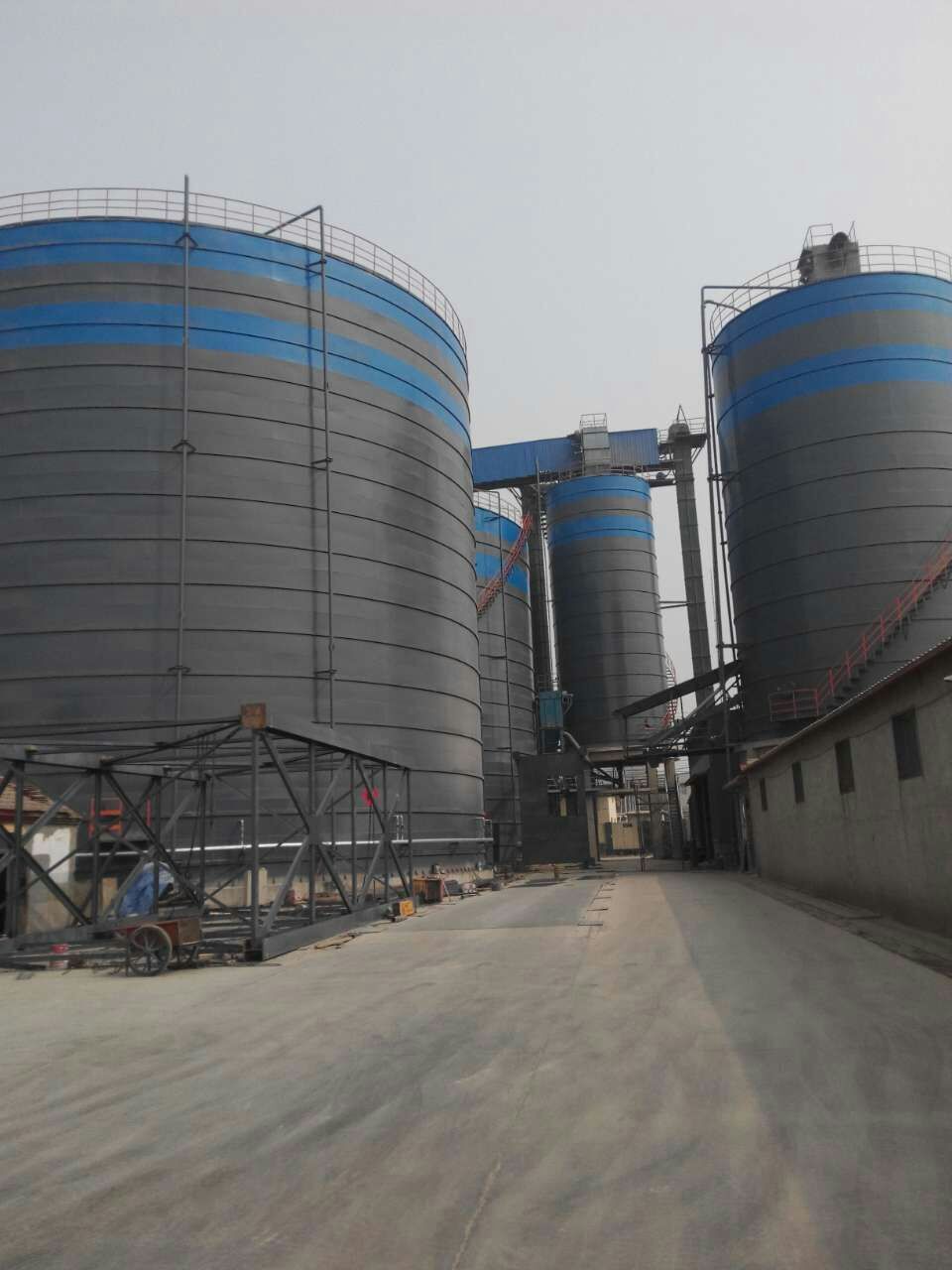 赵西垸林场粉煤灰储存库基础怎么建造